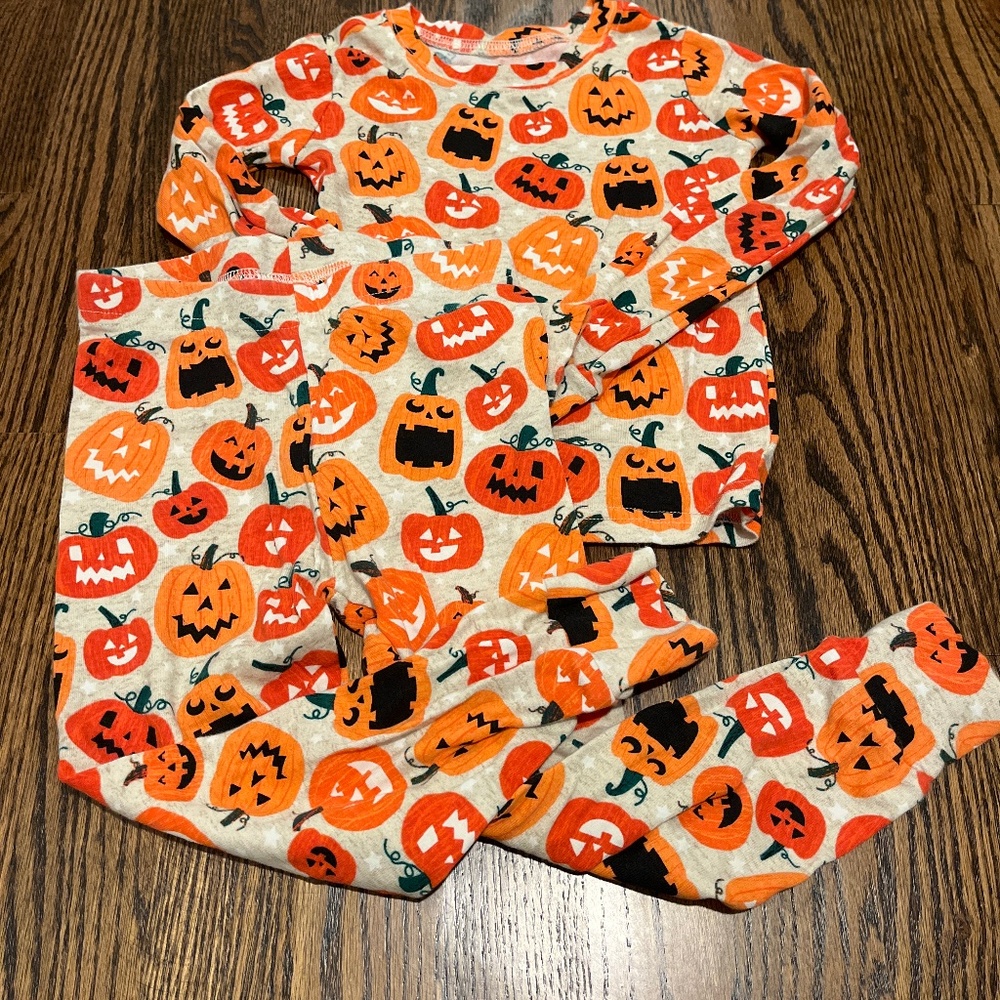 Halloween glow in the dark pajamas